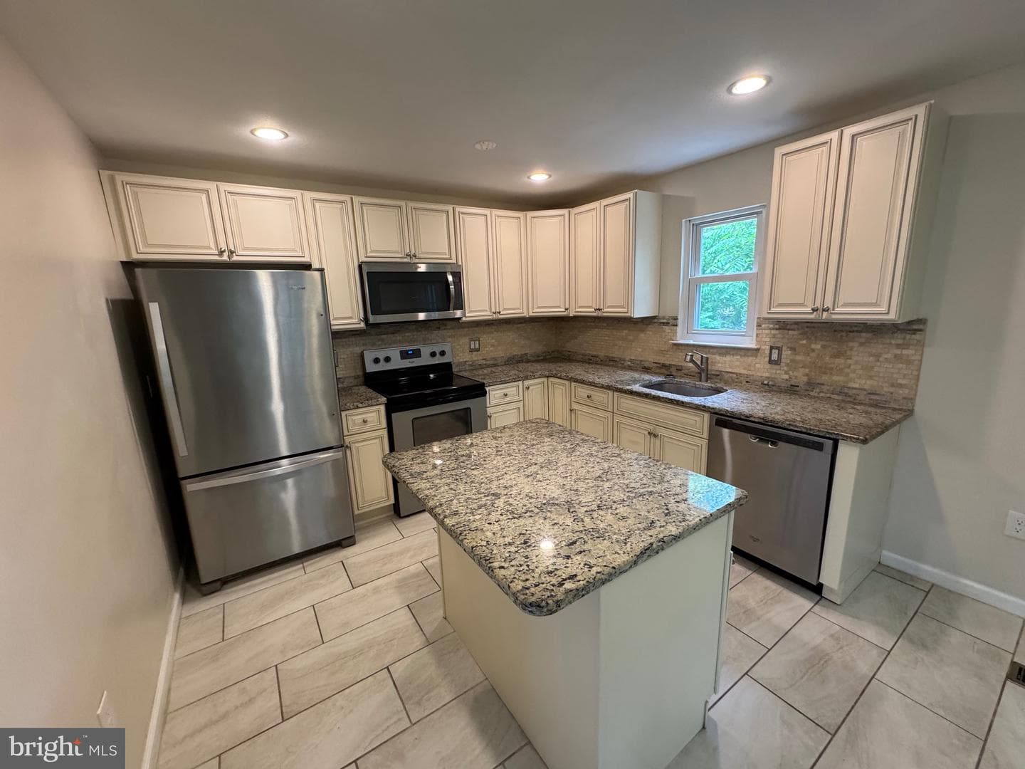 60 Providence Avenue photo 46