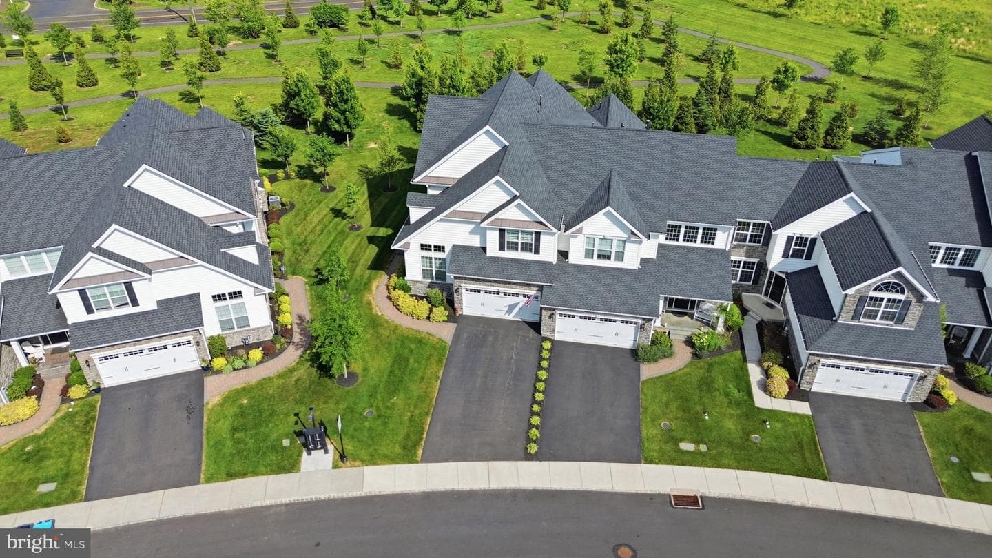83 Lavender Drive photo 47