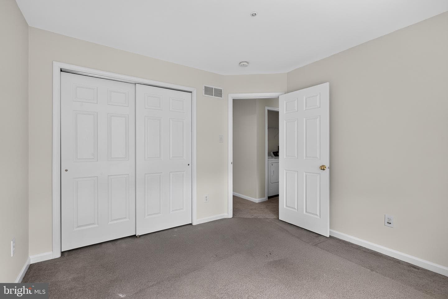 327 Eagle Court #201 photo 21