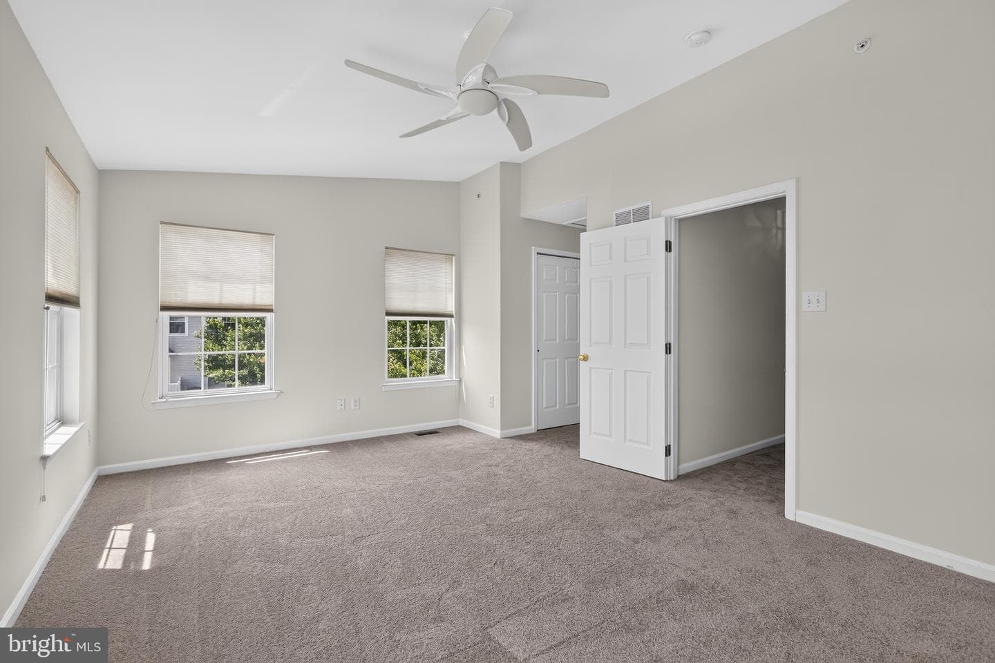 327 Eagle Court #201 photo 6