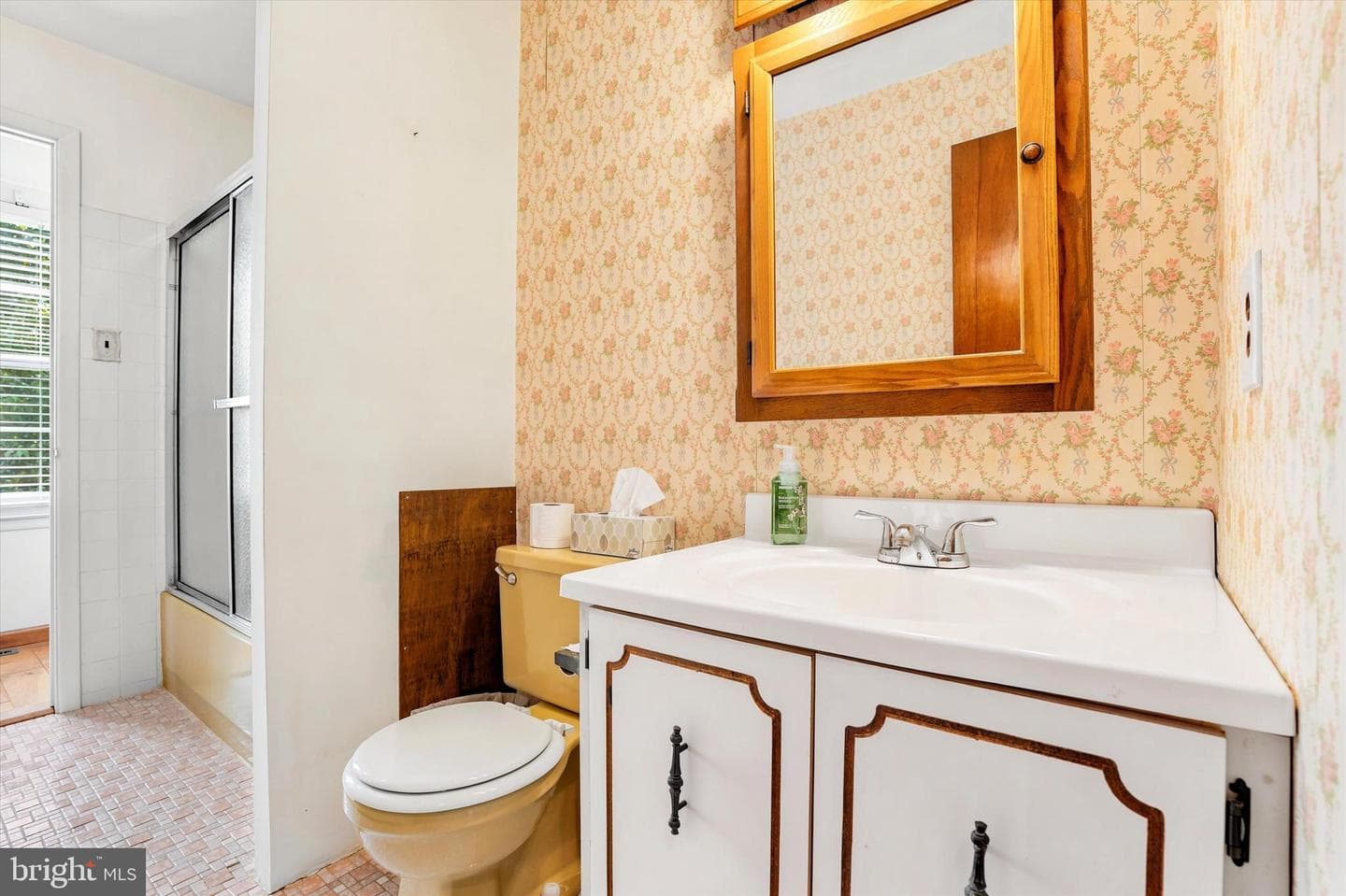 3218 Leeland Drive photo 4