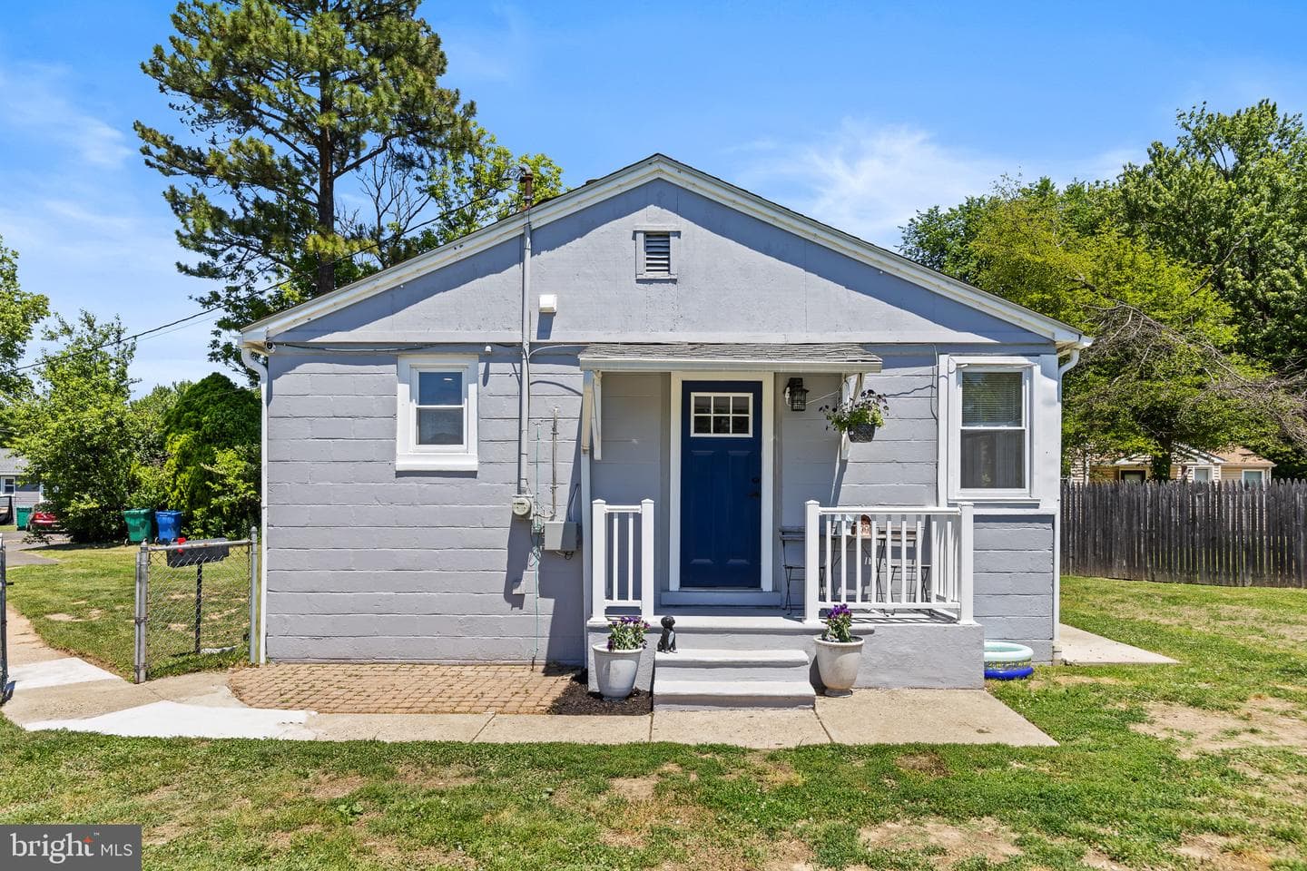 5602 Tremont Street, Bristol