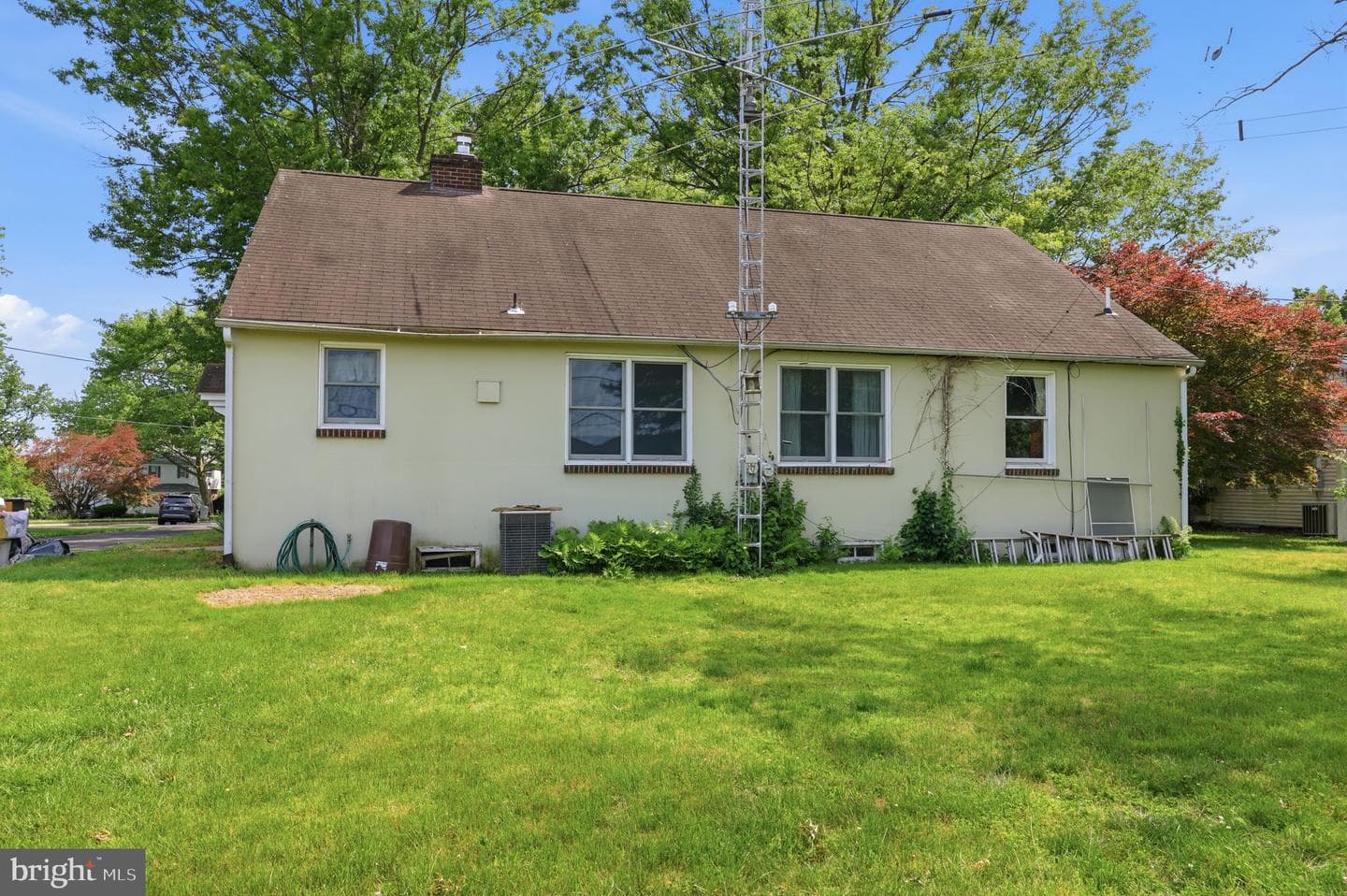 623 Lafayette Street photo 39