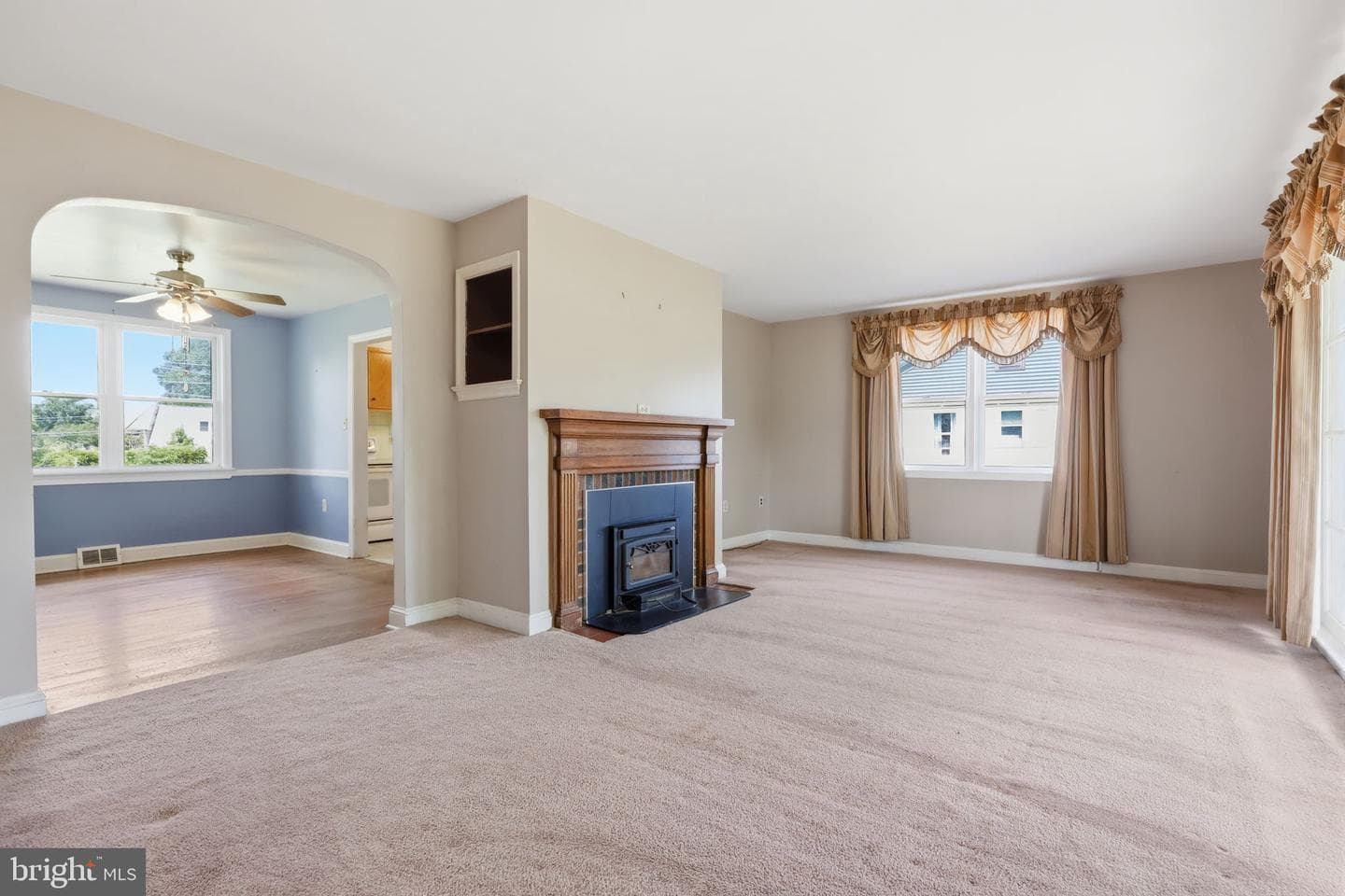 623 Lafayette Street photo 7