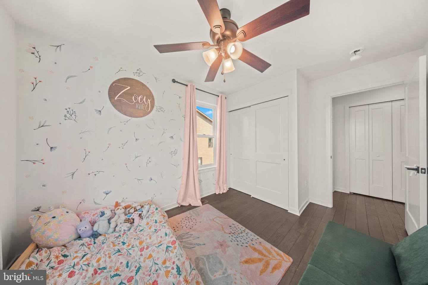14 Diana Lane photo 31