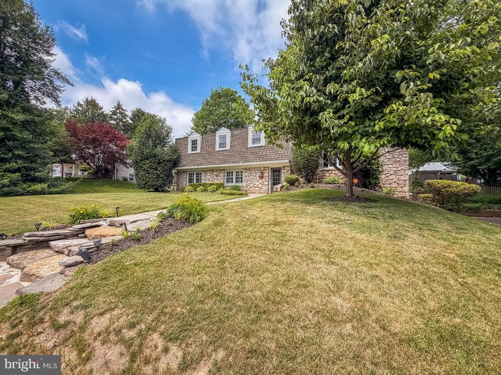 1168 Temple Drive photo 7