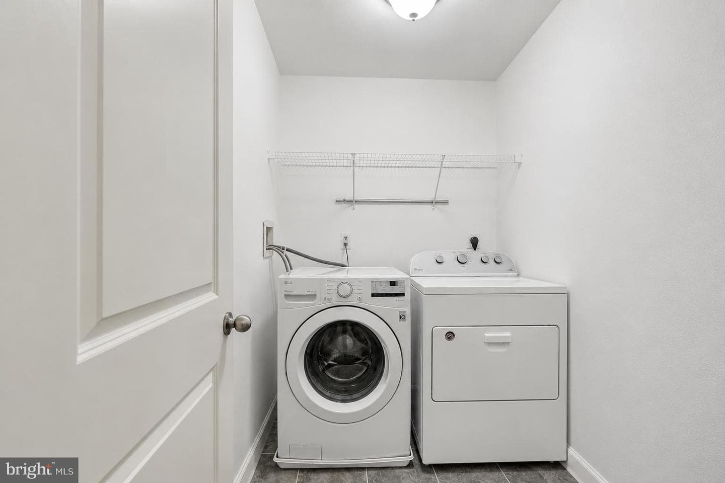 102 Master Ave photo 28