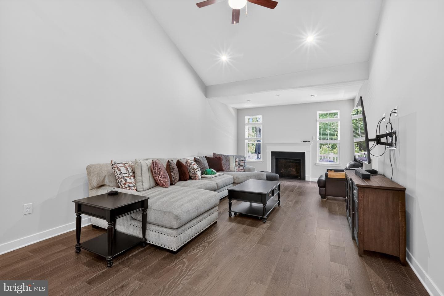 53 Griffin Way photo 15