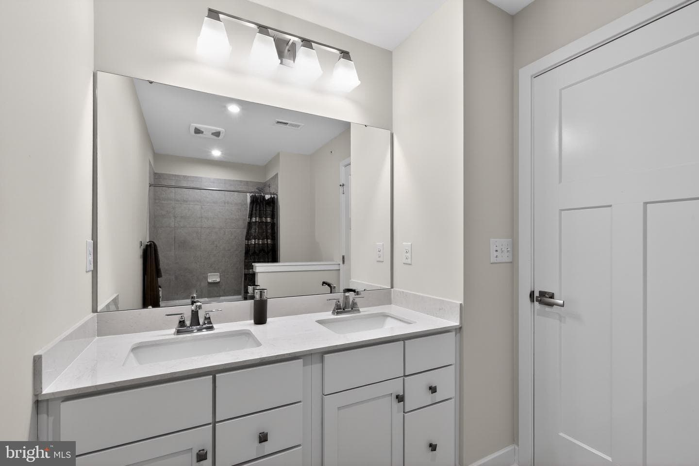 53 Griffin Way photo 27