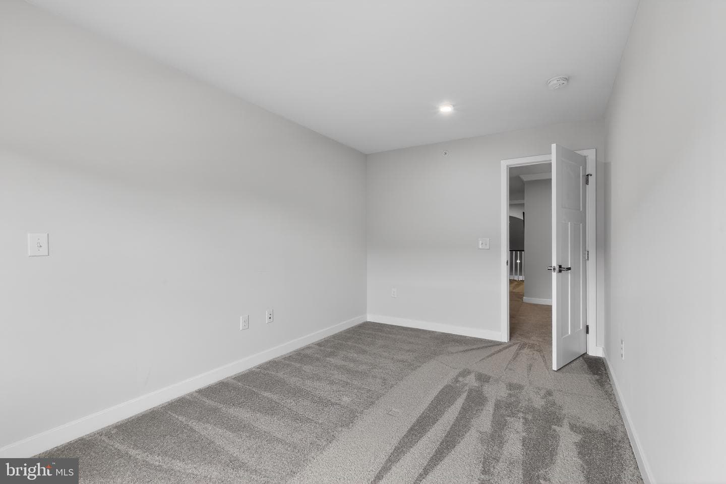 53 Griffin Way photo 47