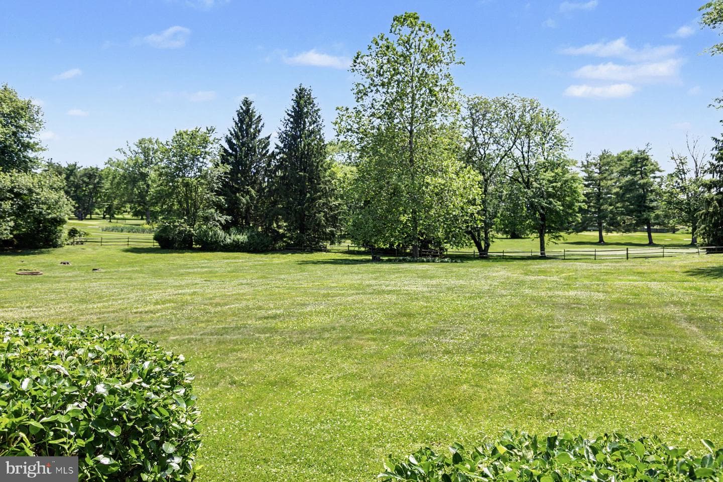 48 Bobbie Drive photo 25