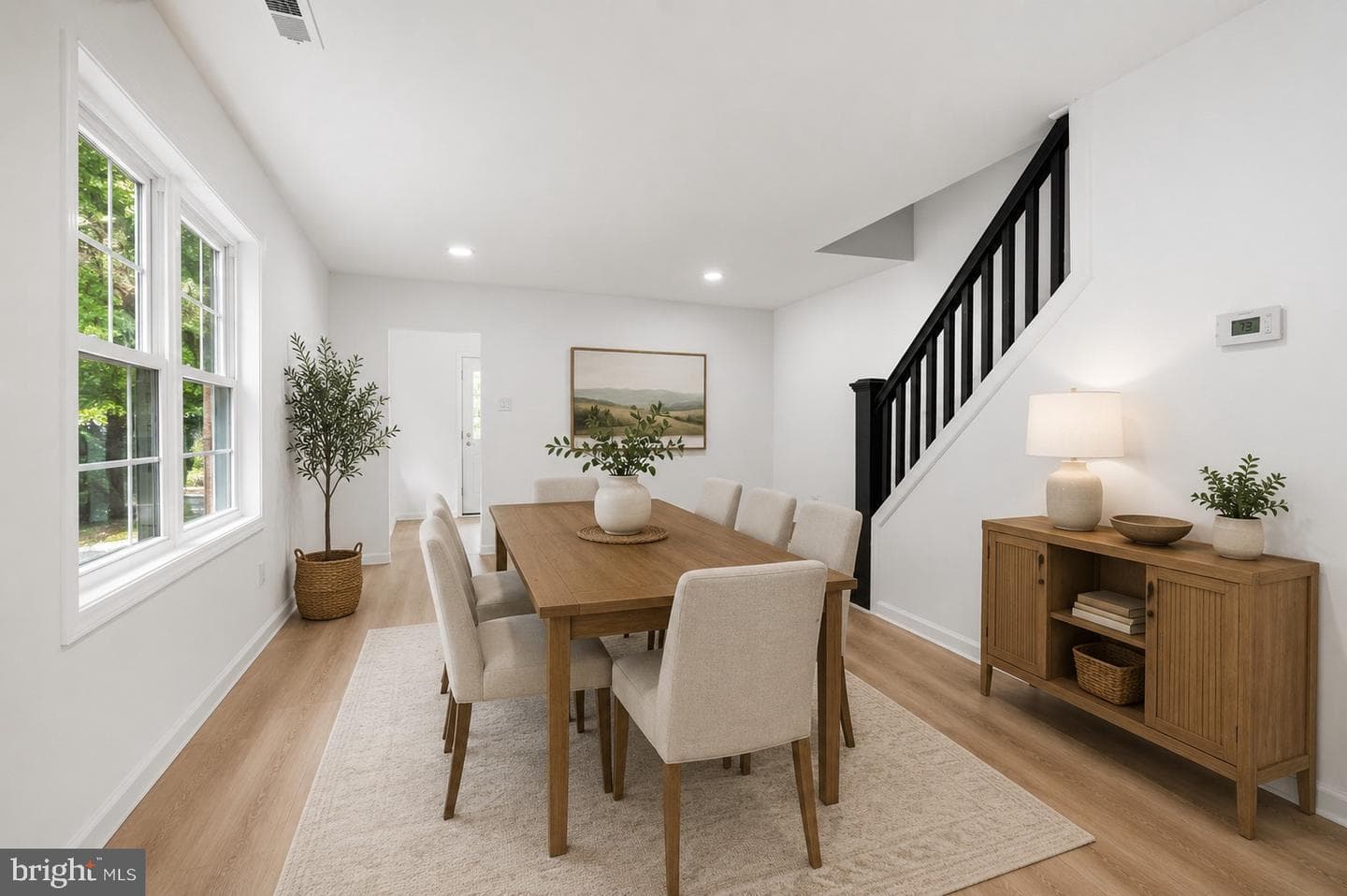 227 W Ferry Road photo 8
