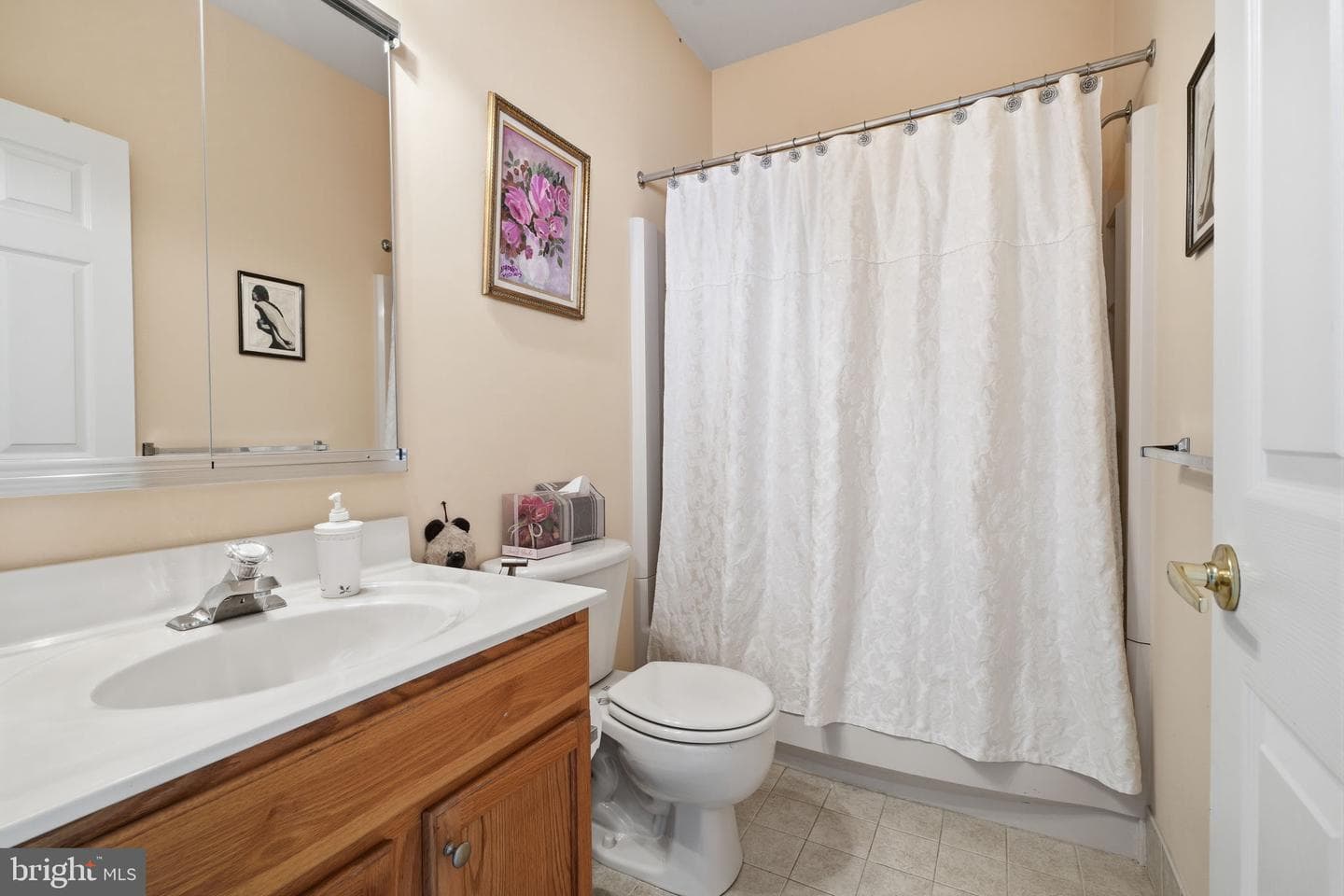 301 Eaton Court #20 photo 28