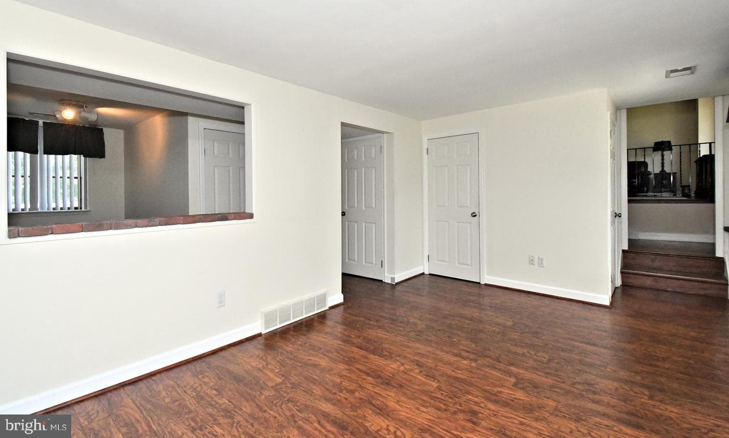 1443 Hampton Lane photo 18