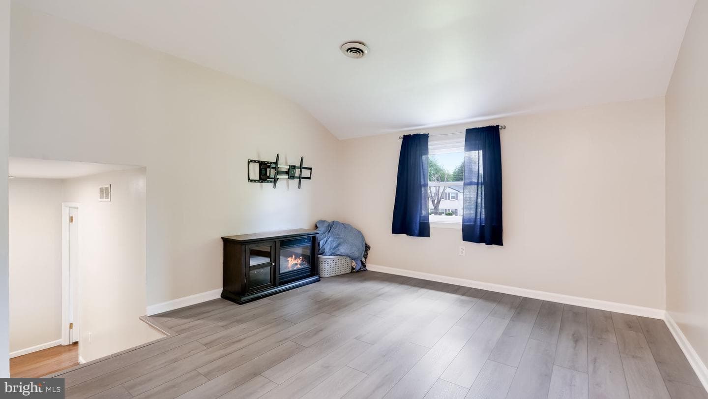 106 Cedarbrook Drive photo 30