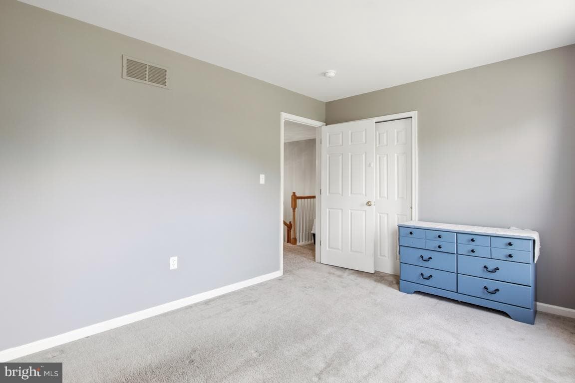 225 Tollgate Road photo 22