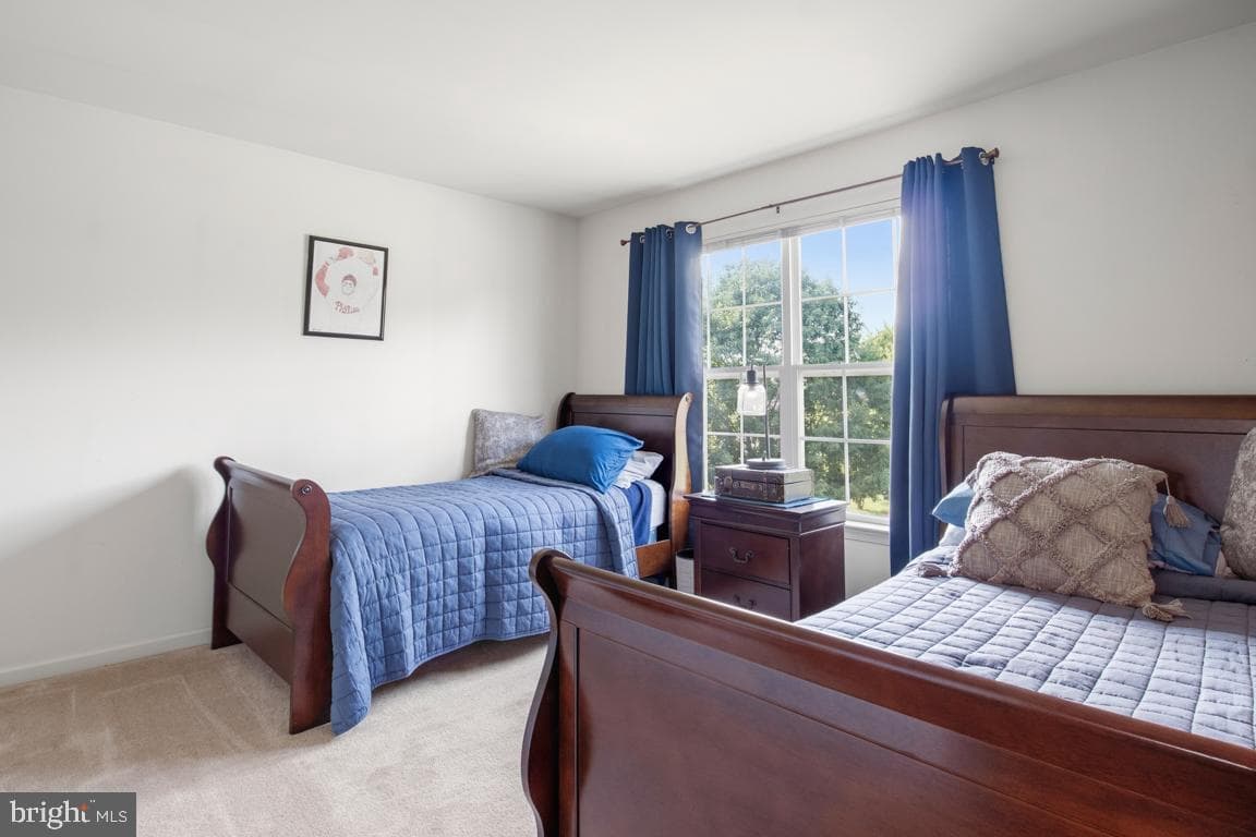 225 Tollgate Road photo 39