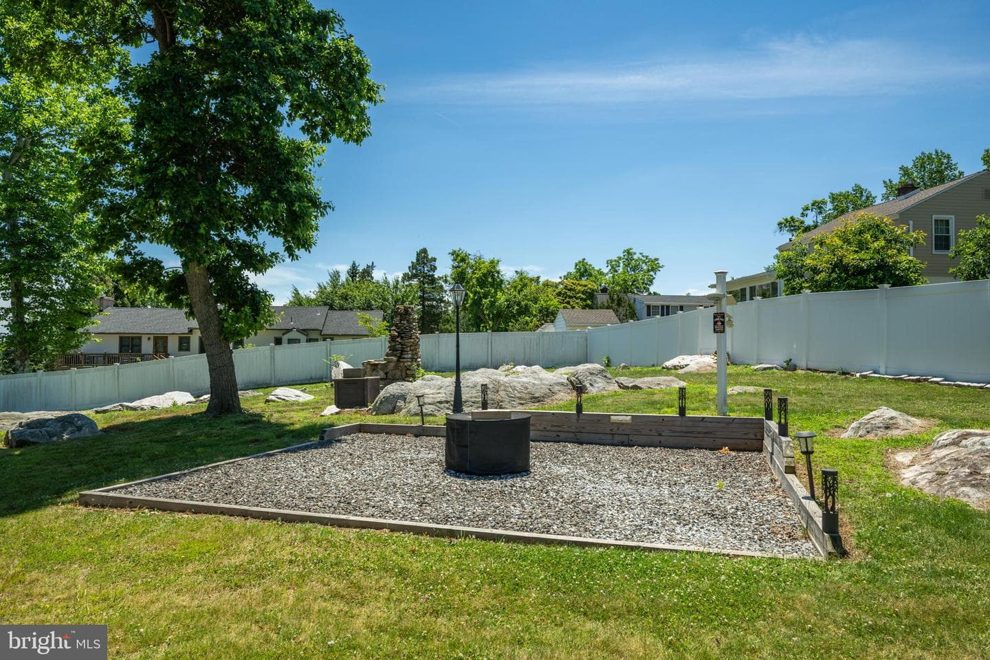 11 Williams Lane photo 40