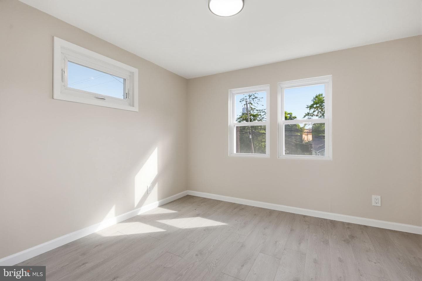 110 Elmwood Avenue photo 16