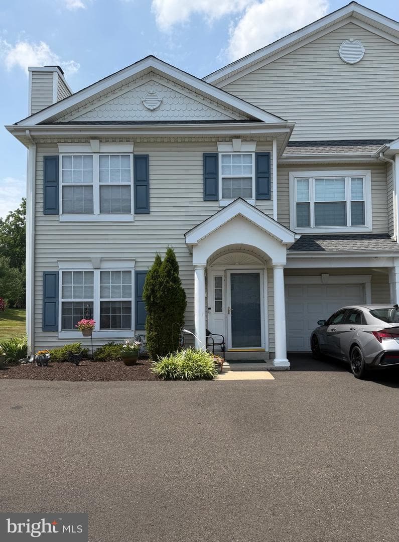 101 Willowoak Court, Warwick