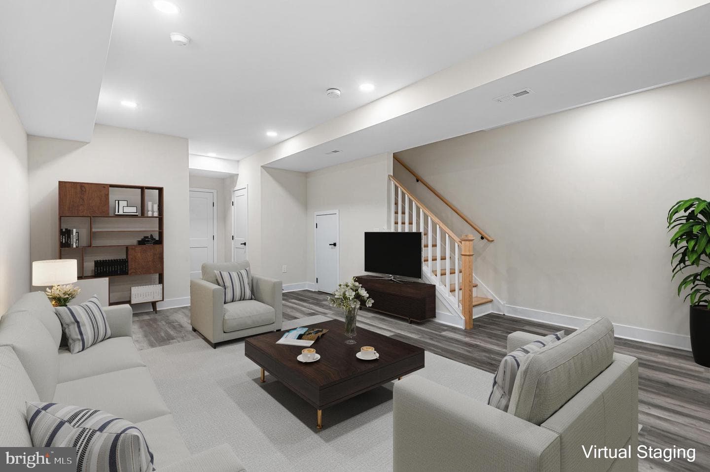 117 Thornton Lane photo 27