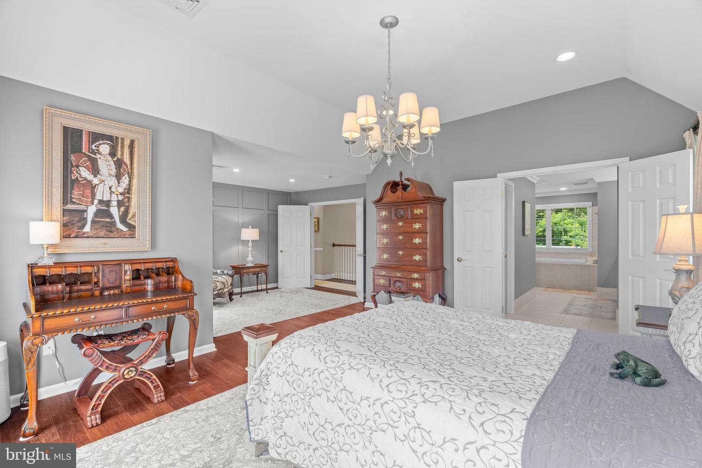 1102 Briar Way photo 32