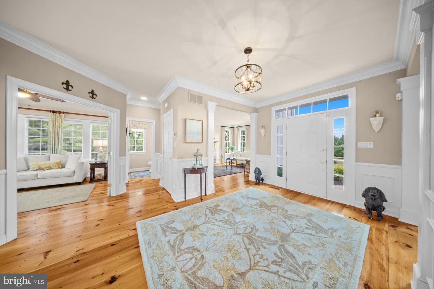 1102 Briar Way photo 6