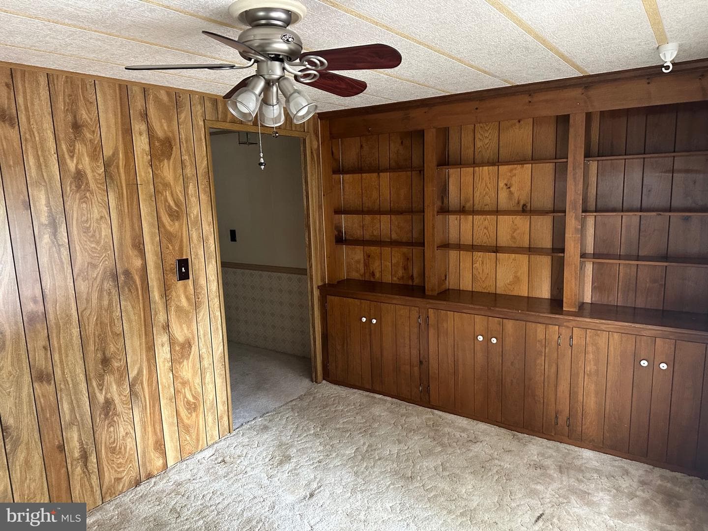 1027 Pine Circle photo 7