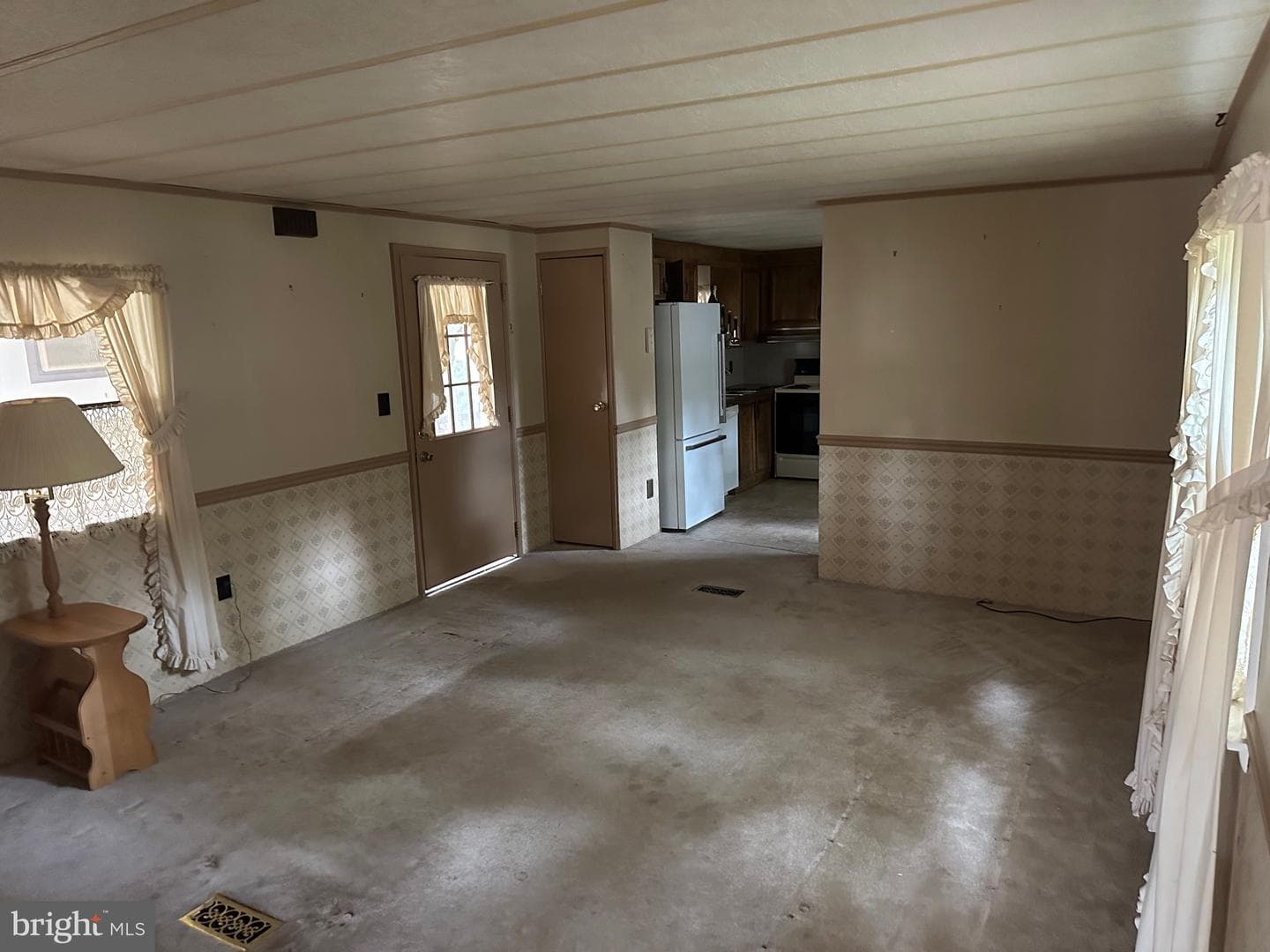 1027 Pine Circle photo 9
