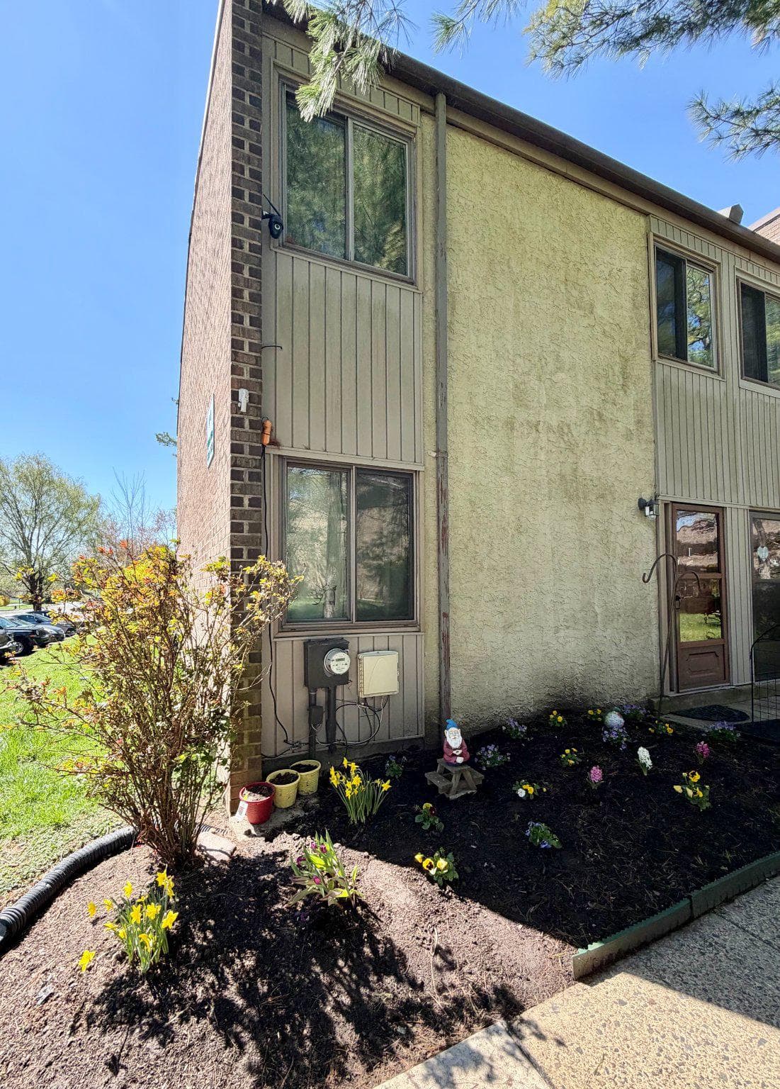 4936 Oxford Court photo 3