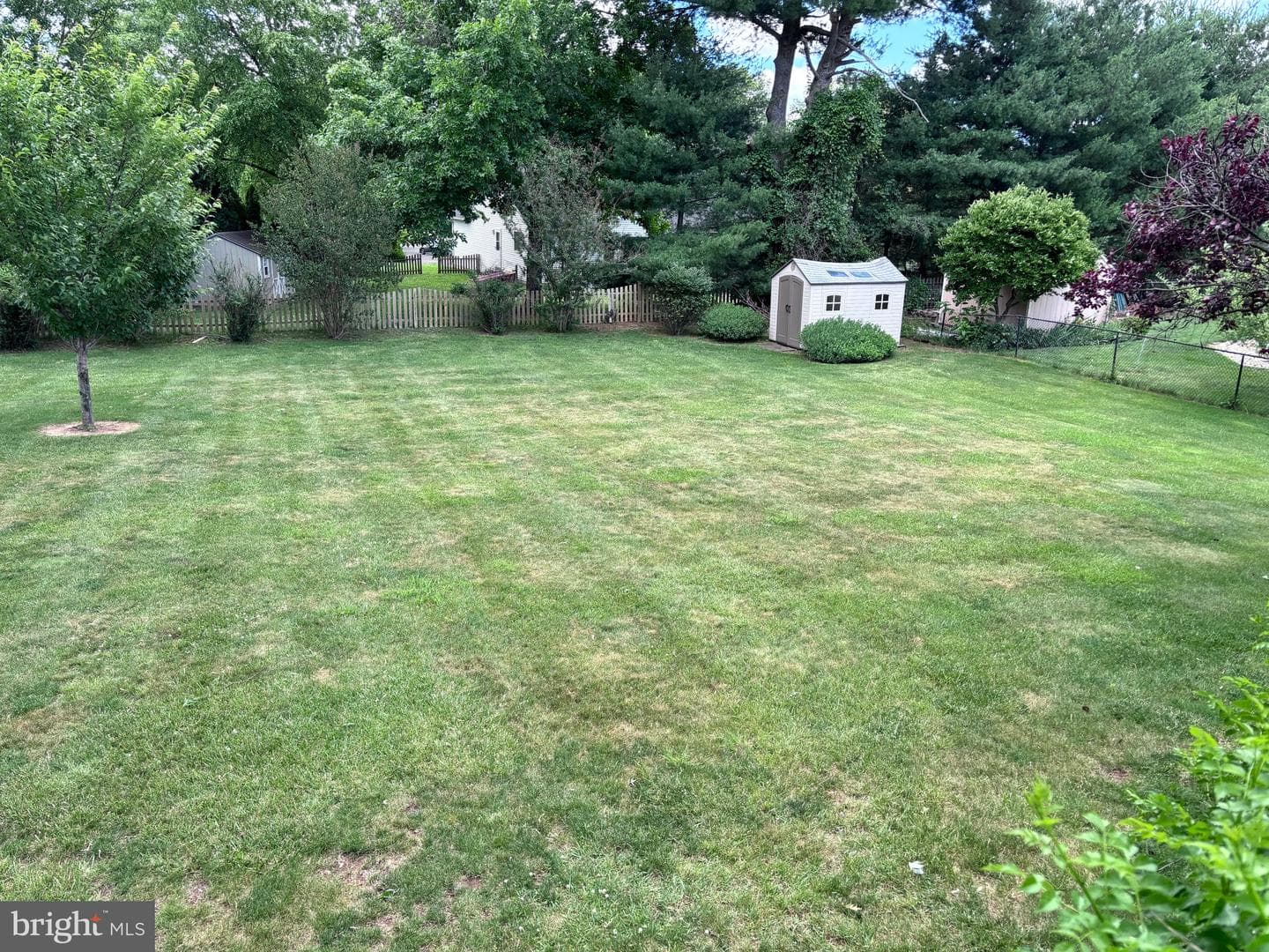 26 Heather Road photo 9