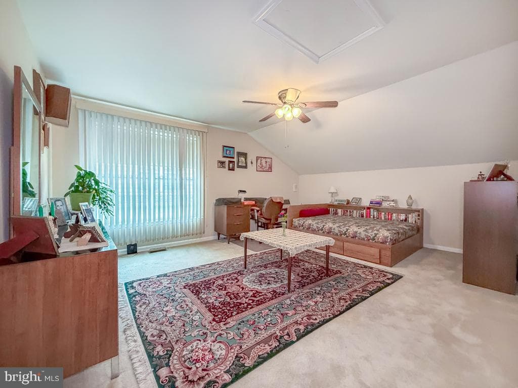 40 Betts Drive photo 35