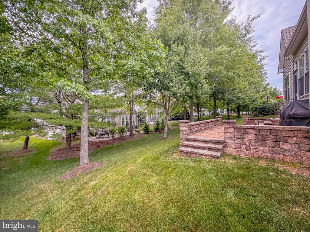 40 Betts Drive photo 42
