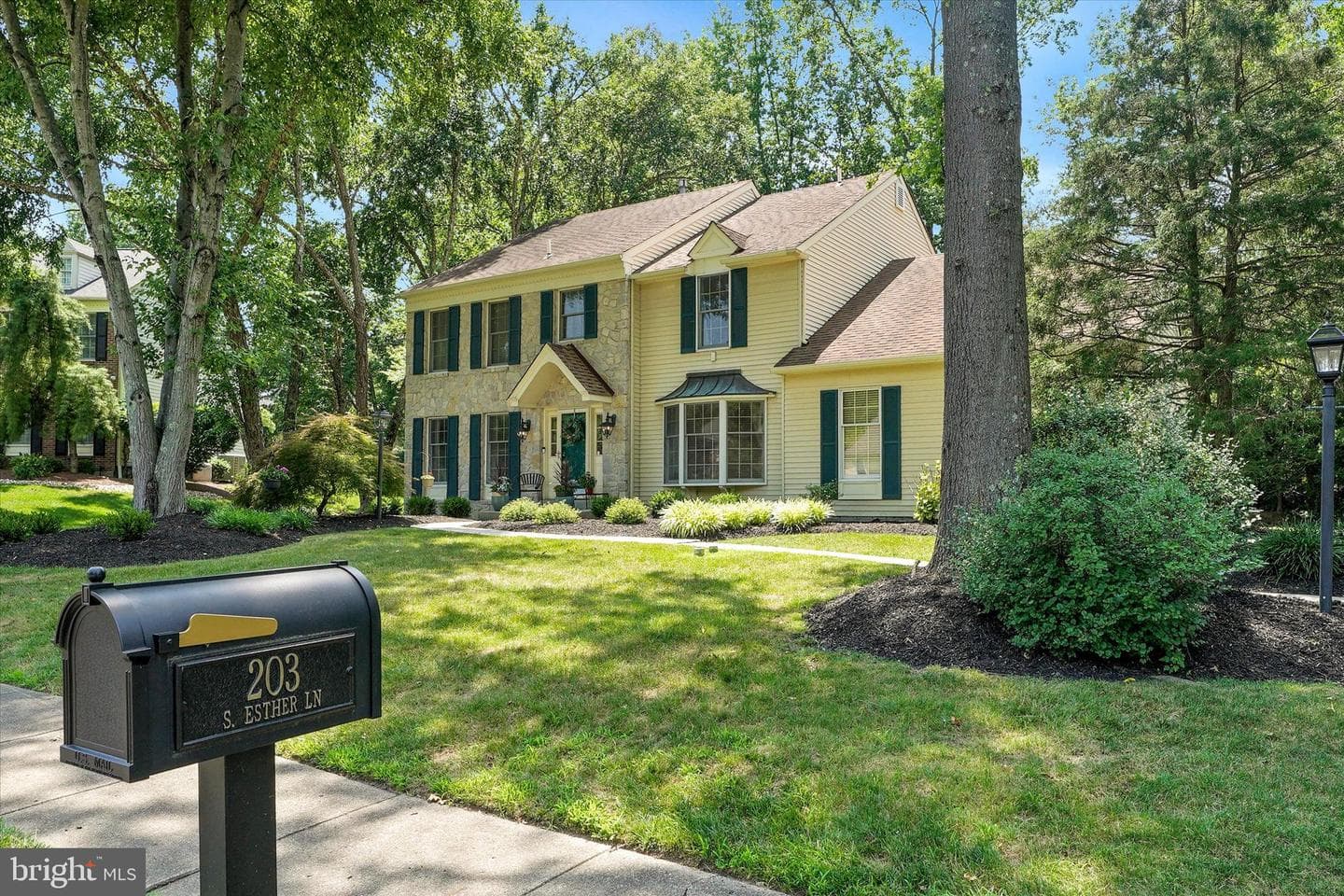 203 S Esther Lane photo 36