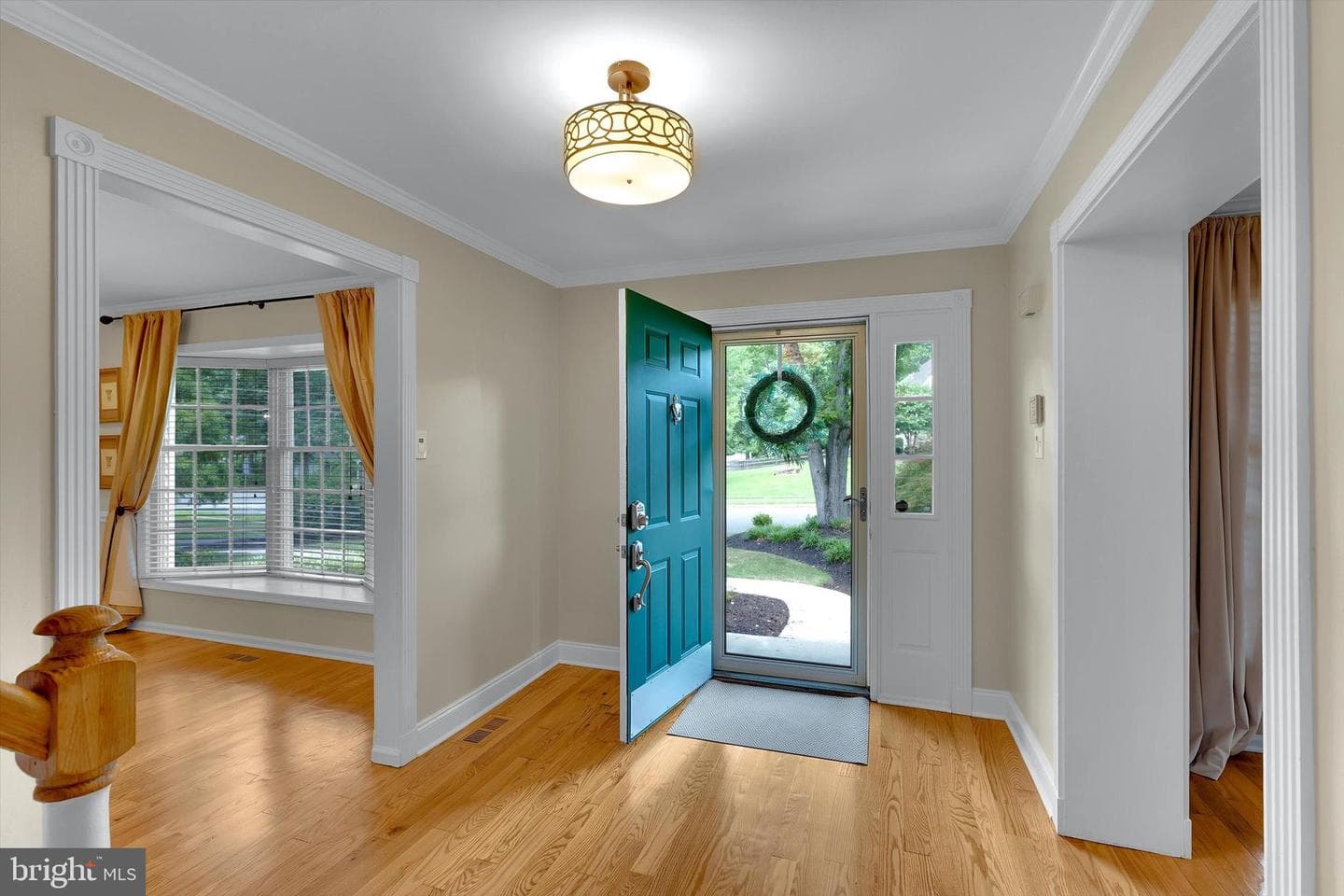 203 S Esther Lane photo 4