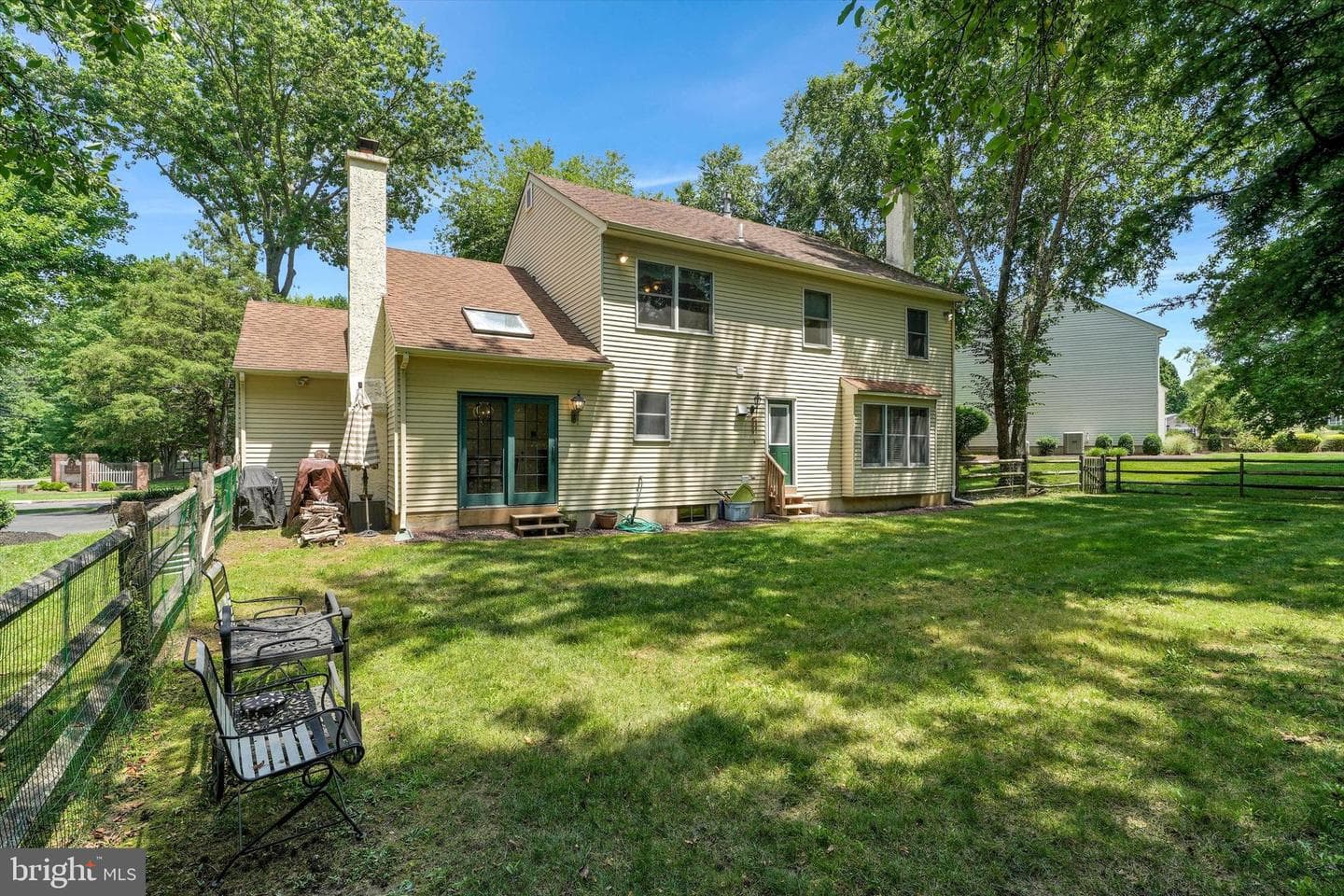 203 S Esther Lane photo 40