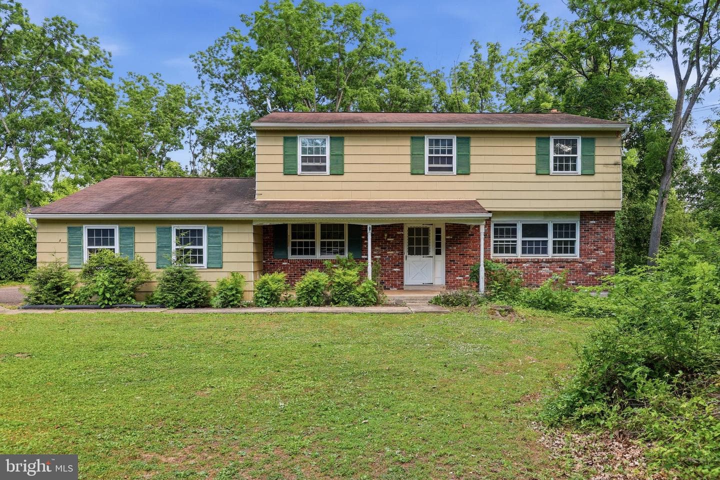 290 Cherry Blossom Drive, Holland
