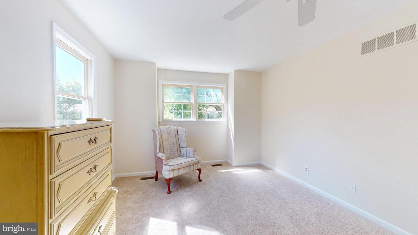 4040 Diane Way photo 28