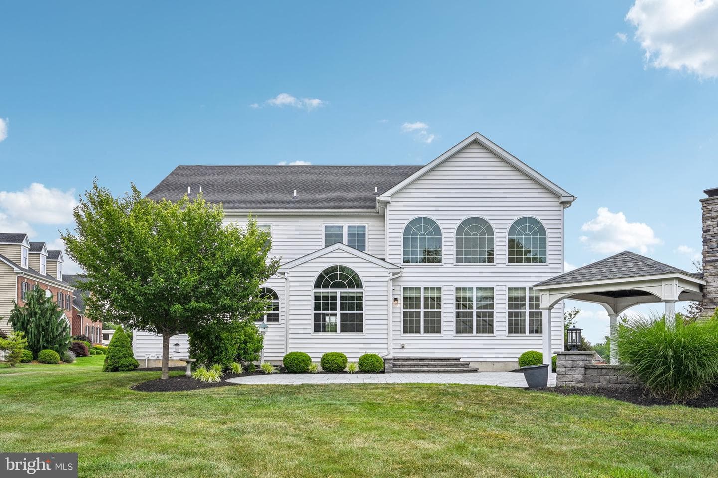 440 Elizabeth Way photo 49