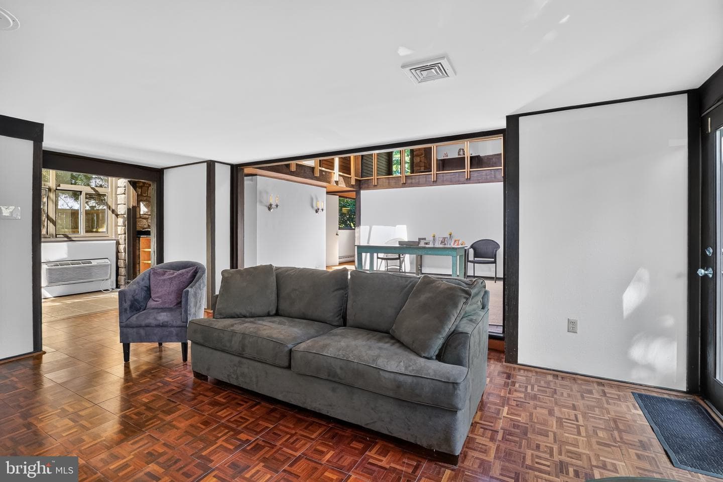 360 W Court Street photo 6