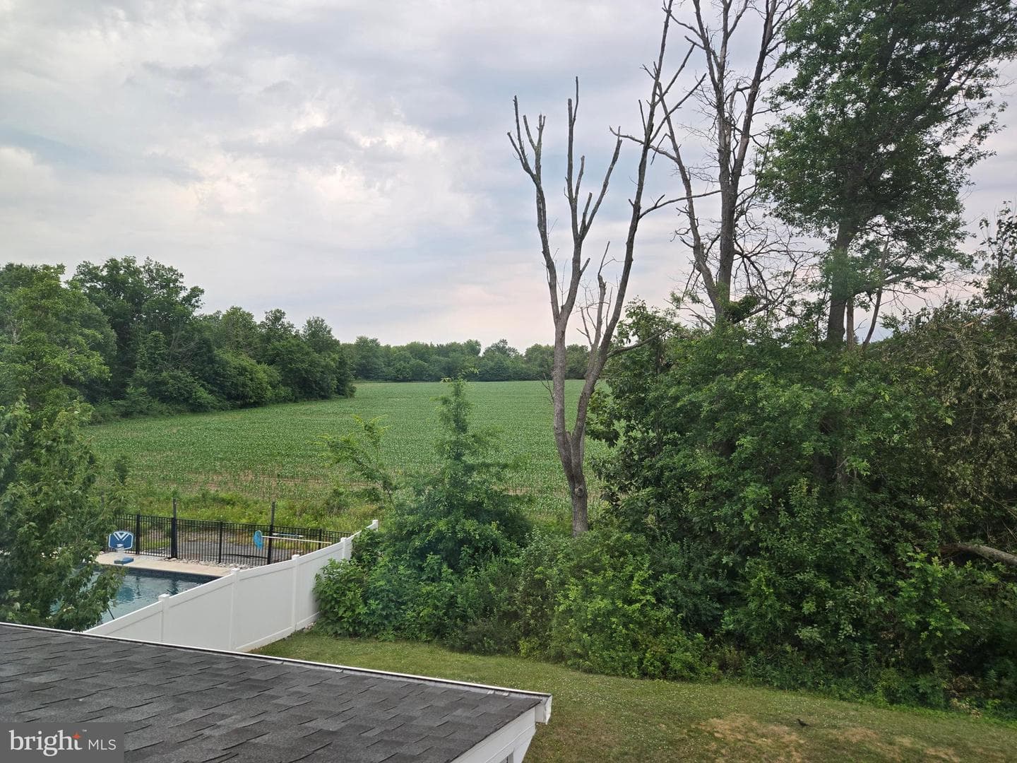 1340 Quakers Way photo 40