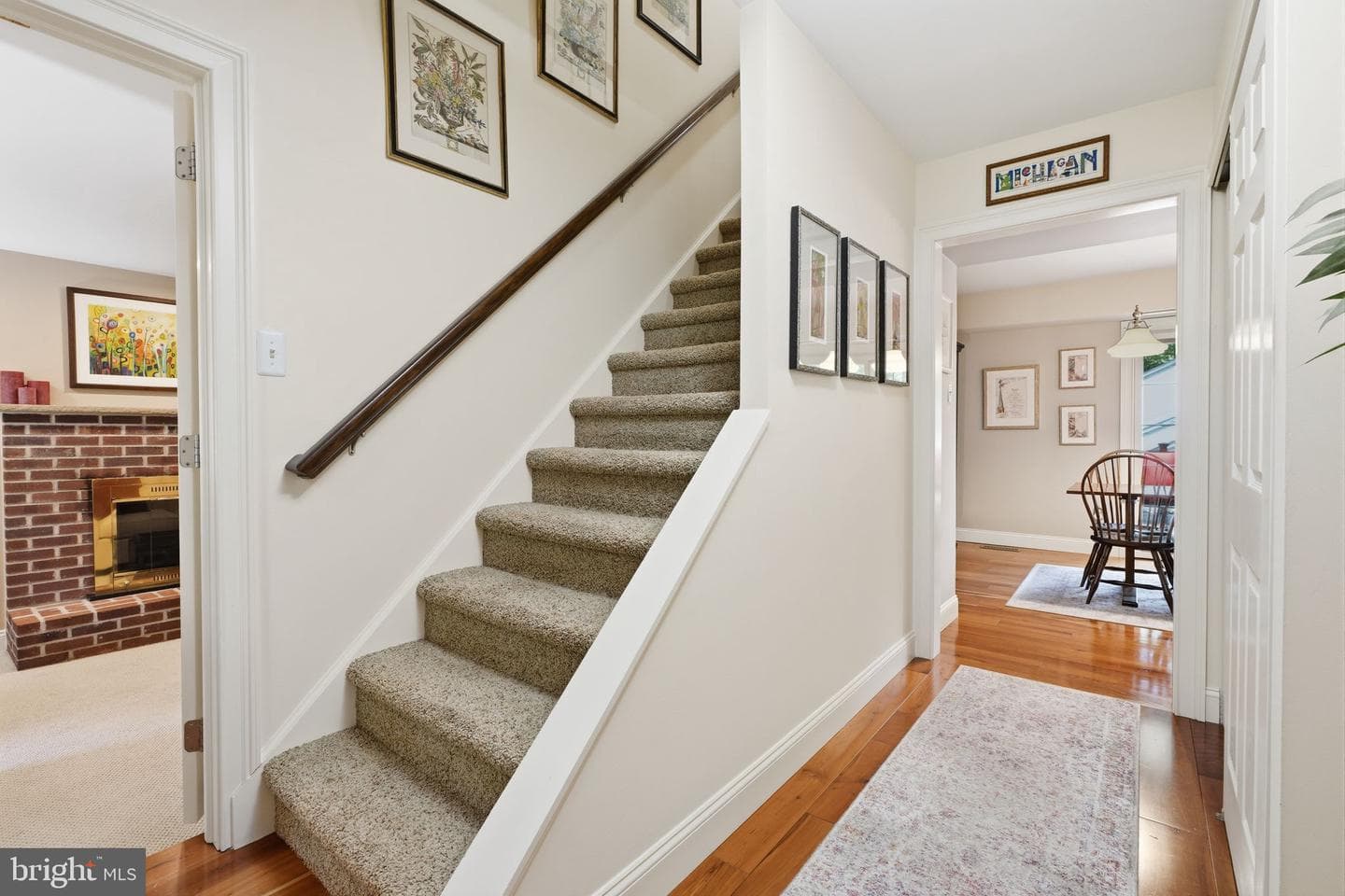 275 Aspen Road photo 5