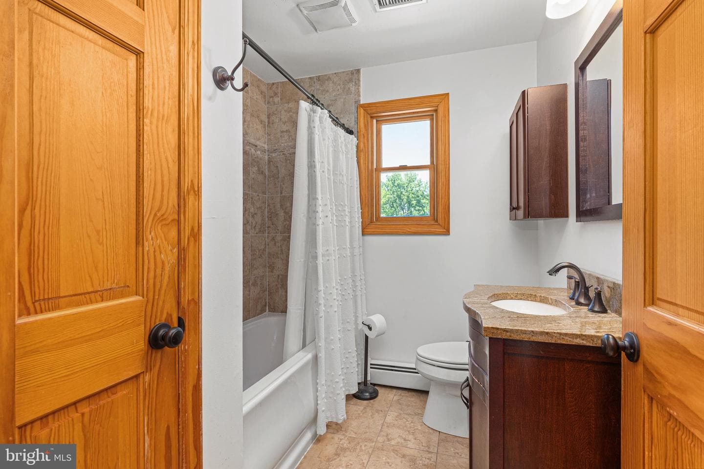 1074 N Easton Road photo 22