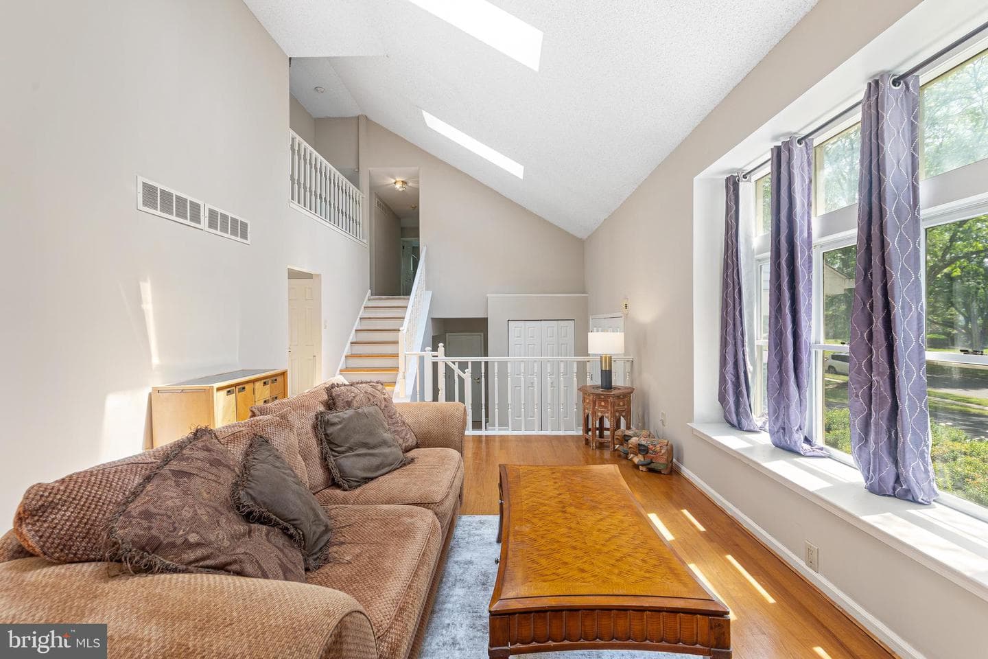 5 Zinnia Drive photo 4