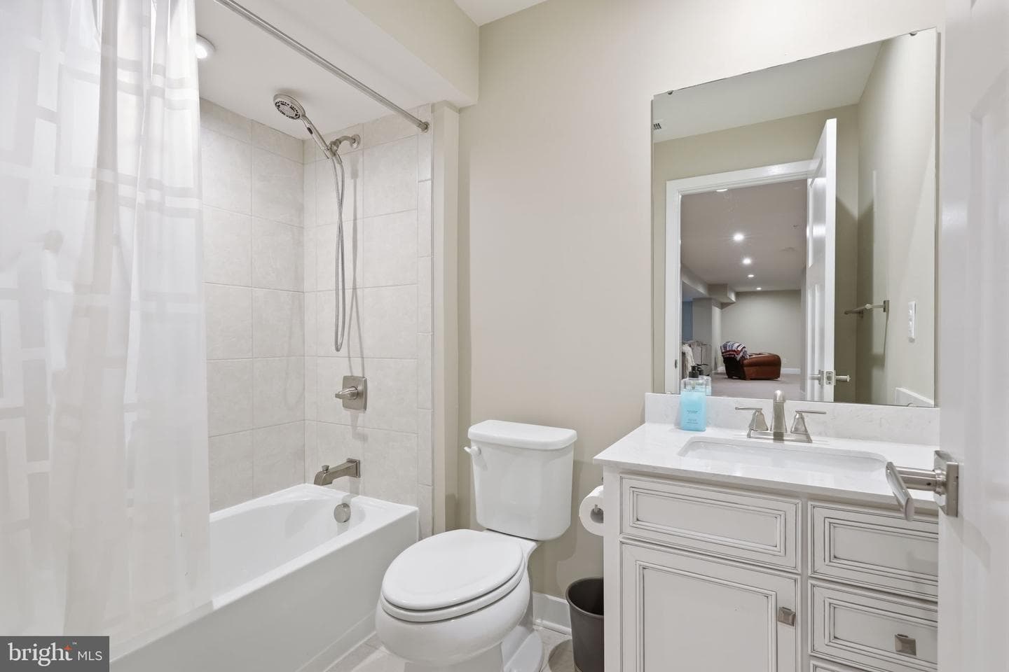 30 Griffin Way photo 36