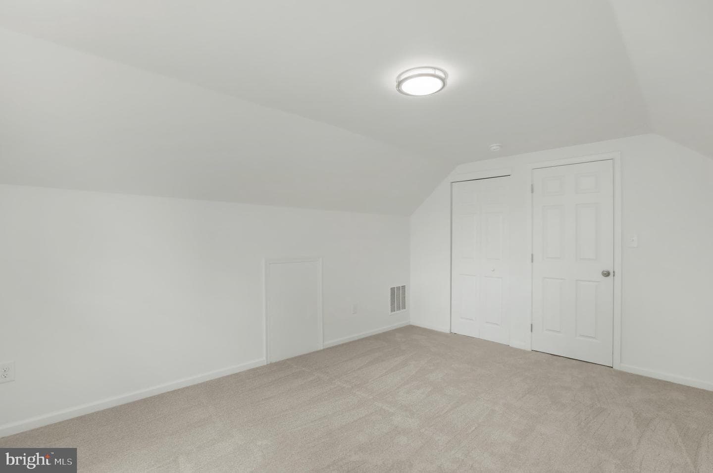 3032 Gilbert Drive photo 26