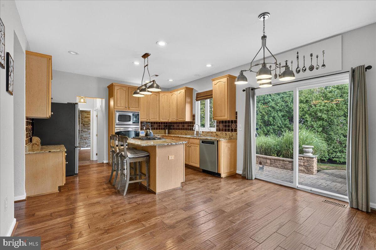 4205 Michener Road photo 15