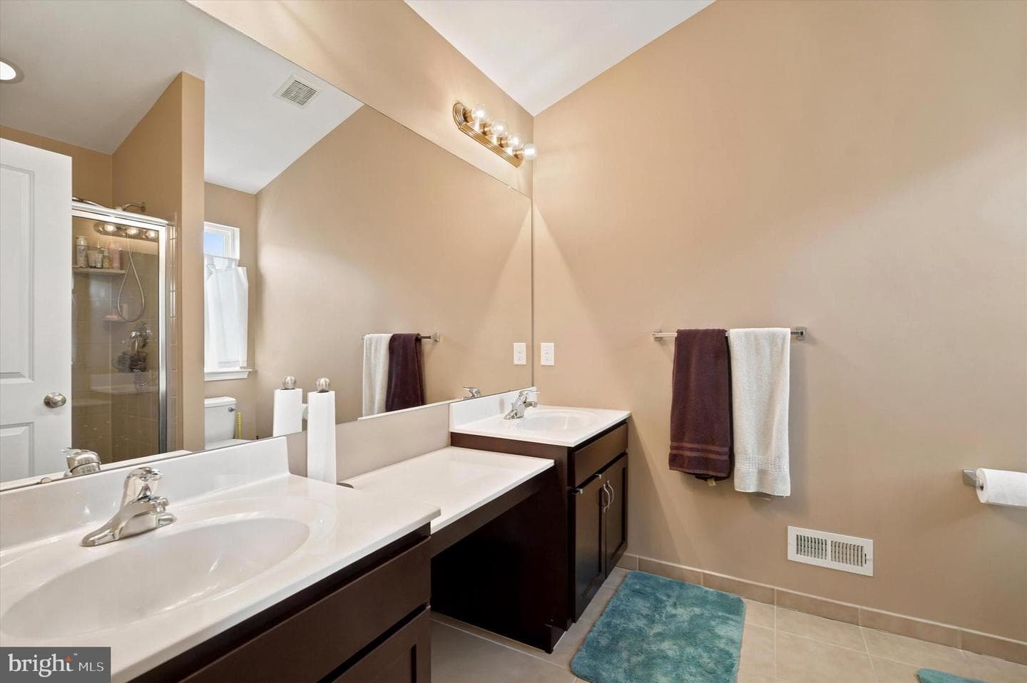 407 Cope Court photo 17