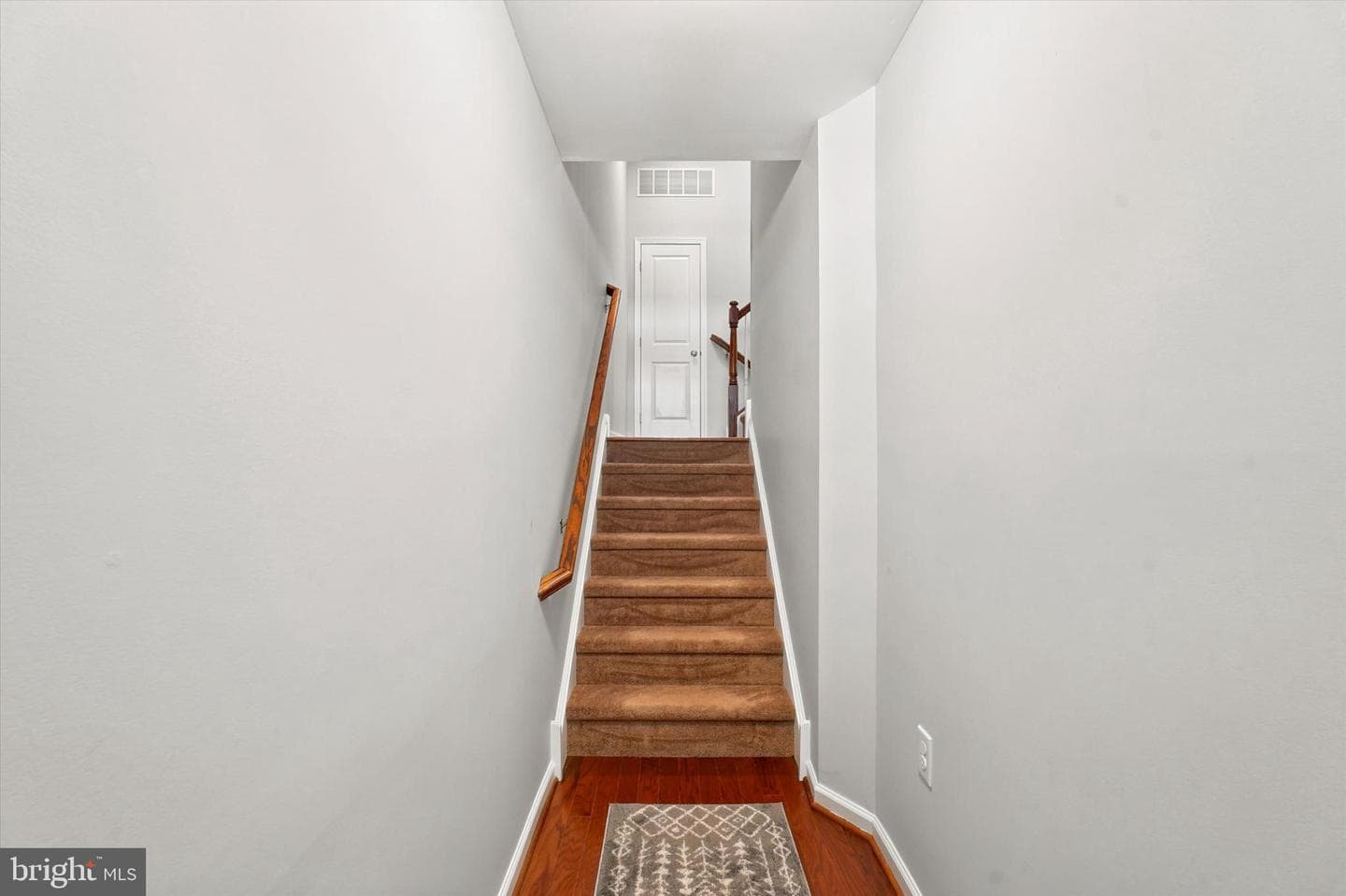 407 Cope Court photo 3