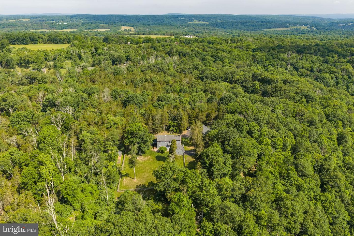 75 Mount Airy Road photo 28